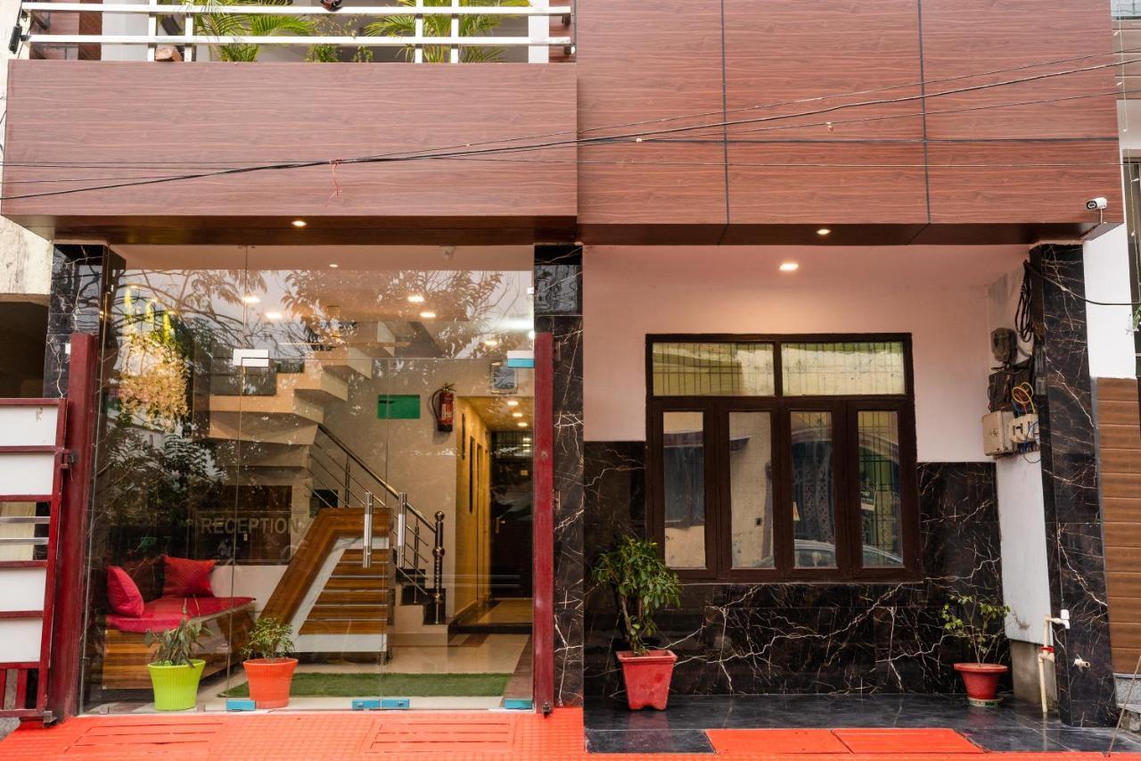 Ventex Inn Lucknow Zewnętrze zdjęcie