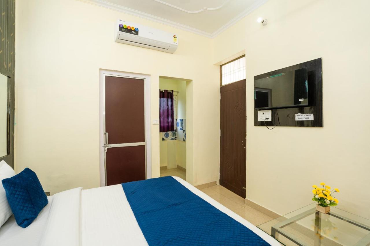Ventex Inn Lucknow Zewnętrze zdjęcie
