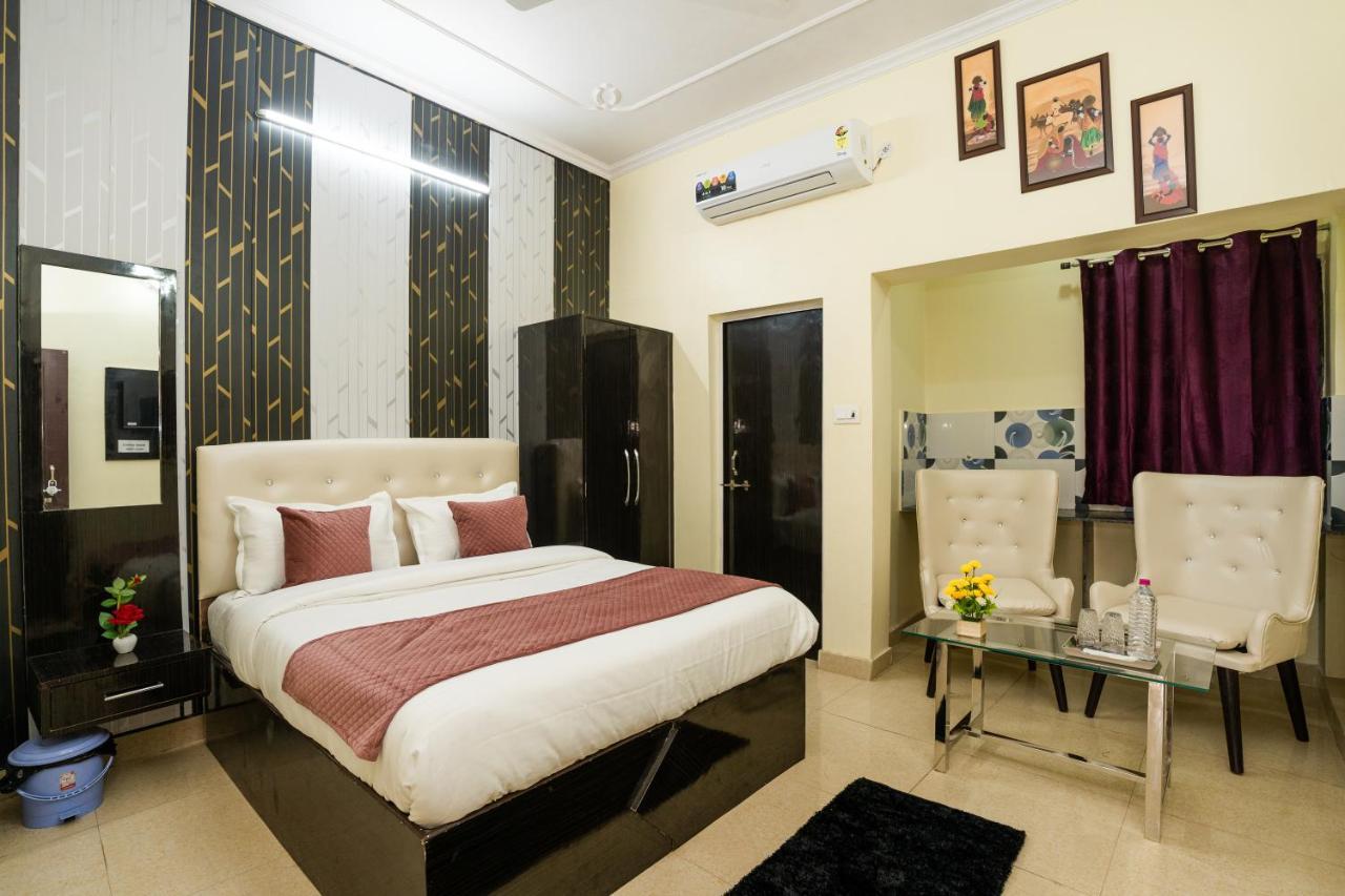 Ventex Inn Lucknow Zewnętrze zdjęcie